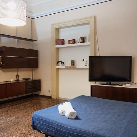 Bed And Books Bed & Breakfast Catania Exterior photo