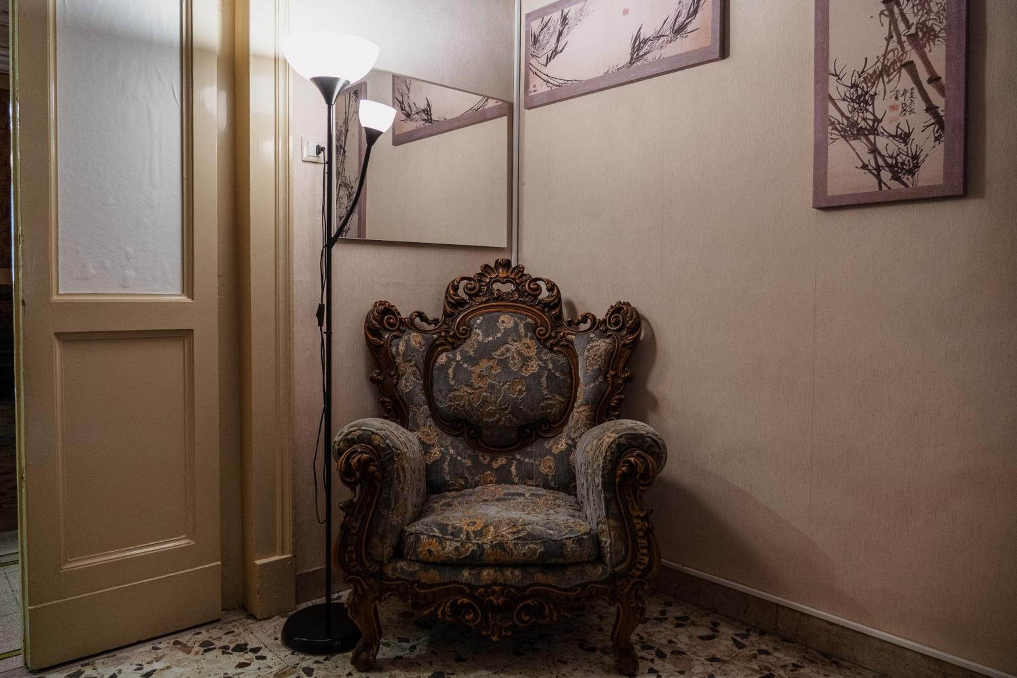 Bed And Books Bed & Breakfast Catania Exterior photo