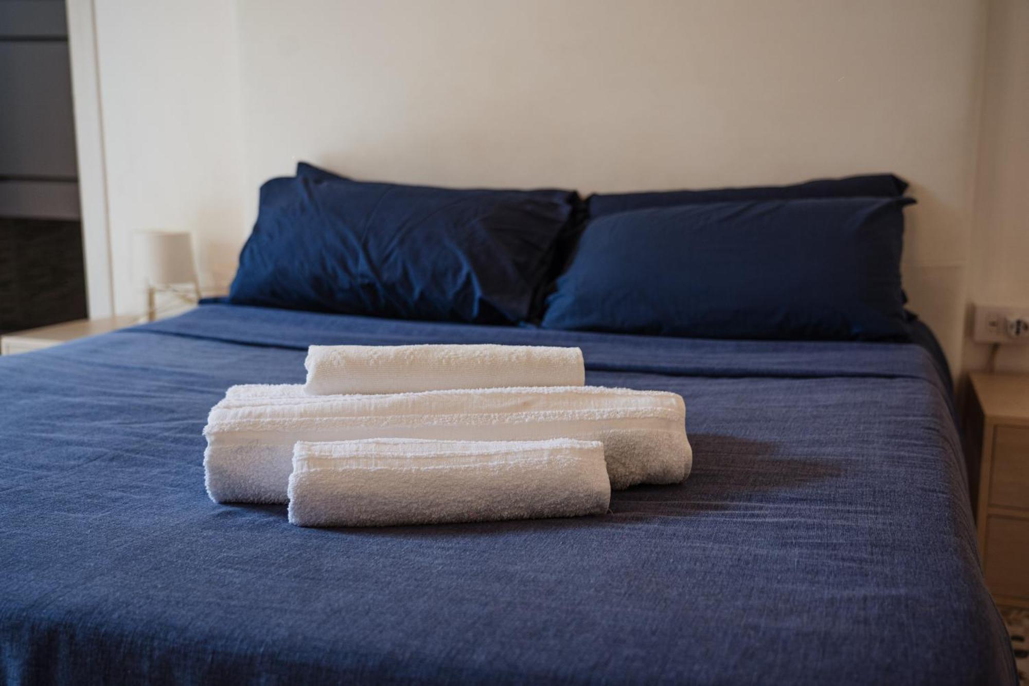 Bed And Books Bed & Breakfast Catania Exterior photo
