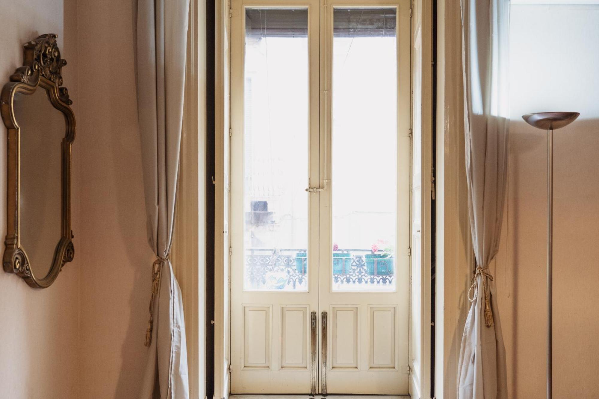 Bed And Books Bed & Breakfast Catania Exterior photo